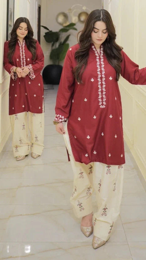 Sajni Embroidered 2Pc