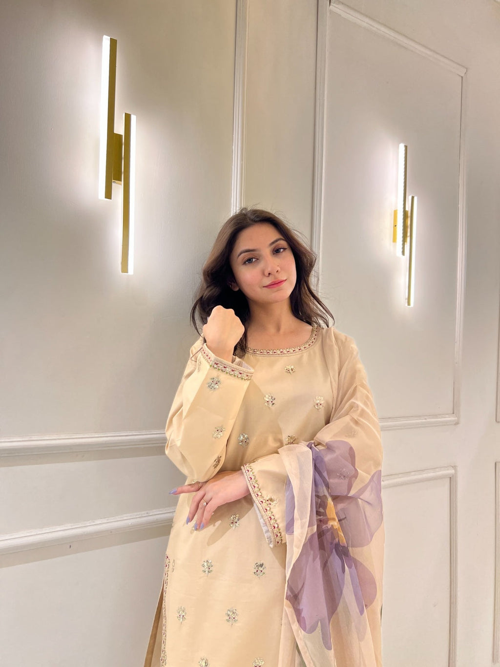 Sahara Farshi Shalwar